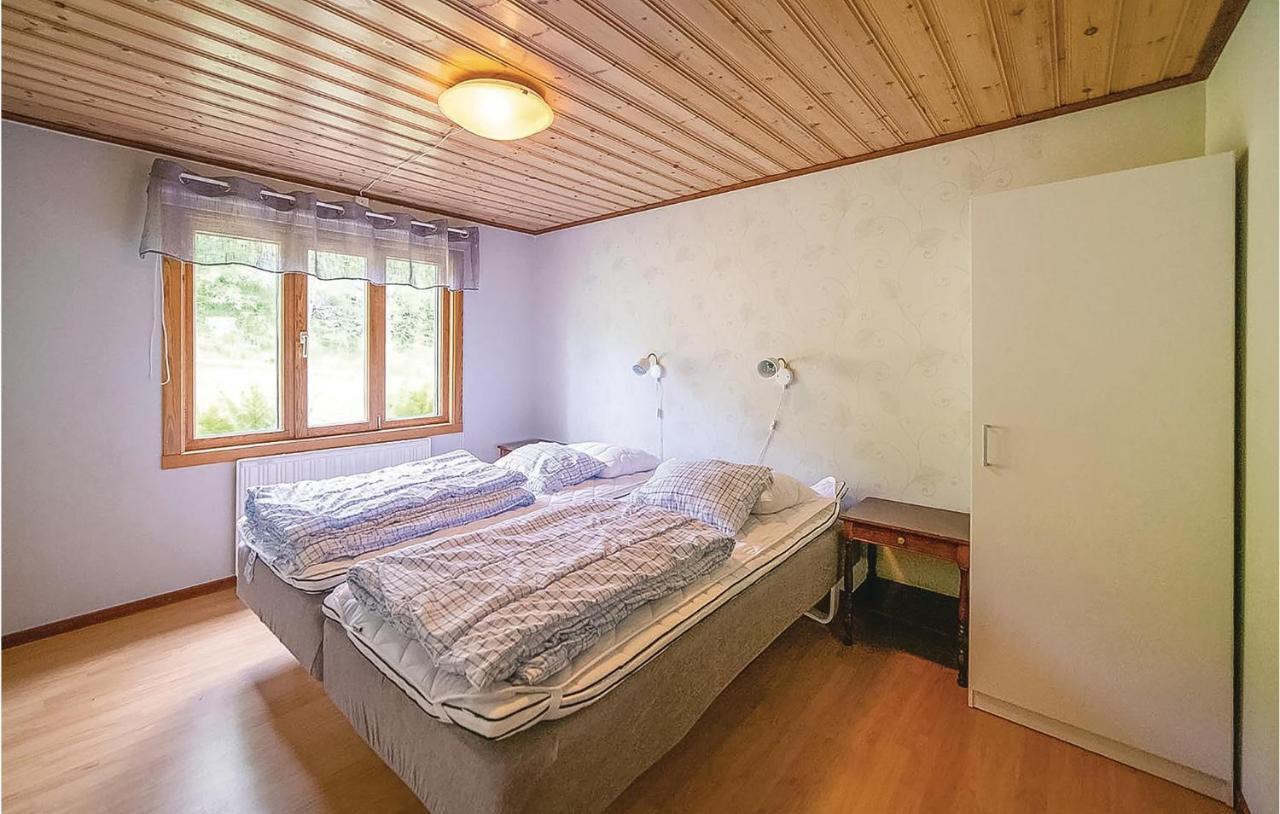 2 Bedroom Gorgeous Home In Hestra Algutstorp Exteriör bild